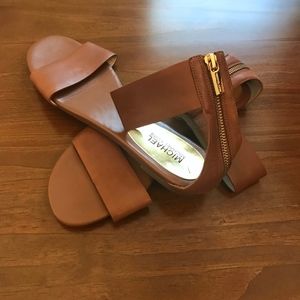 MICHAEL KORS Tan Sandals (Size 9)